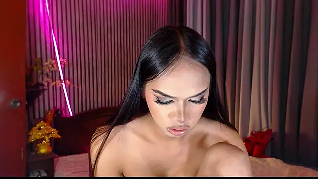 Unforgettablejulia online show from 01/10/26, 04:53