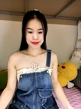Snapshot of Baby-ladytits2025 chatting on 10/06/25, 05:38 Baby-ladytits2025 online show from 10/06/25, 05:38