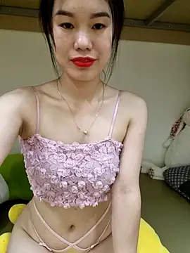 Snapshot of Baby-ladytits2025 chatting on 10/09/25, 04:32 Baby-ladytits2025 online show from 10/09/25, 04:32