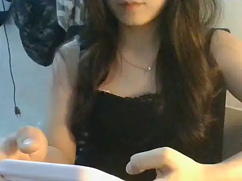 Linzly online show from 10/04/25, 05:00