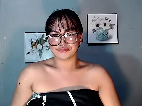 Snapshot of Asianblk_barbiedoll chatting on 05/30/26, 03:20 Asianblk barbiedoll online show from 05/30/26, 03:20