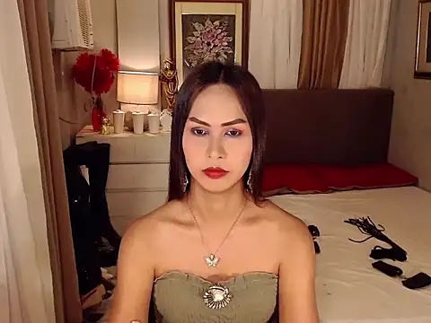 Nathalieheartt online show from 03/10/26, 04:50