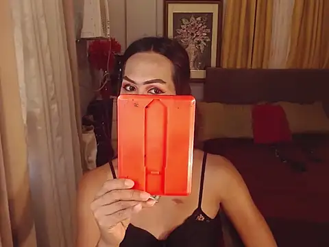 Nathalieheartt online show from 04/21/26, 02:51