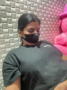 Hot Jaanvi  online show from 03/24/26, 04:23