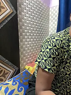 Hot Jaanvi  online show from 04/09/26, 03:28