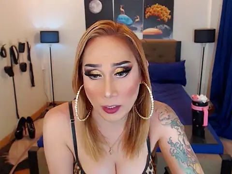 Snapshot of Allysonevanns chatting on 09/14/25, 11:31 Allysonevanns online show from 09/14/25, 11:31