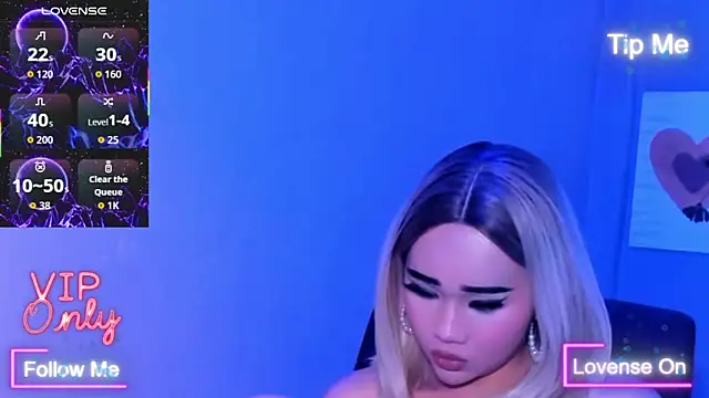 TriciaCumLoader online show from 01/11/26, 08:25