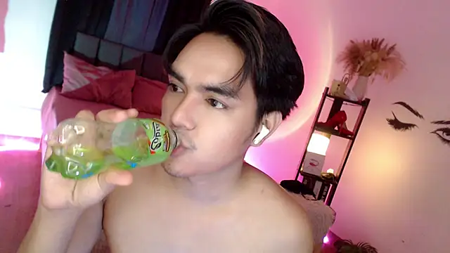 Snapshot of JakeXolsen chatting on 09/10/25, 06:19 JakeXolsen online show from 09/10/25, 06:19