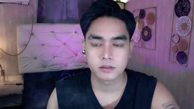 Snapshot of JakeXolsen chatting on 10/31/25, 09:27 JakeXolsen online show from 10/31/25, 09:27