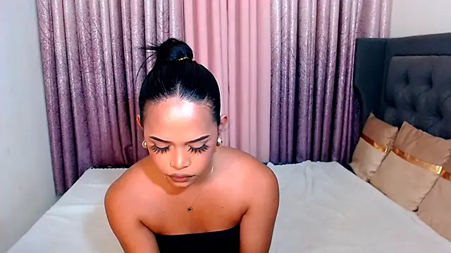 Snapshot of Lorainnelustts chatting on 10/28/25, 03:10 Lorainnelustts online show from 10/28/25, 03:10