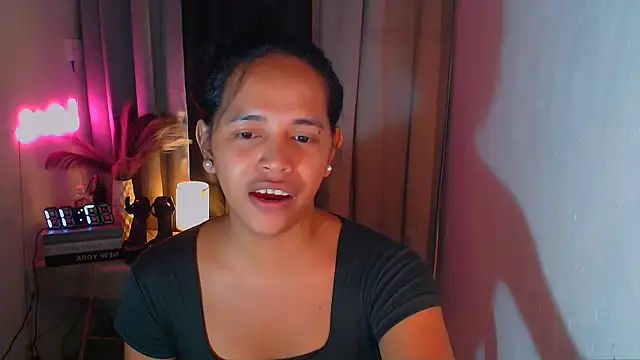 Snapshot of Lorainnelustts chatting on 12/16/25, 09:58 Lorainnelustts online show from 12/16/25, 09:58