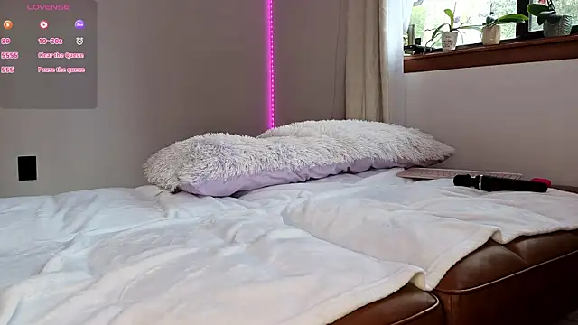 dustbunni0414 online show from 04/08/26, 01:44