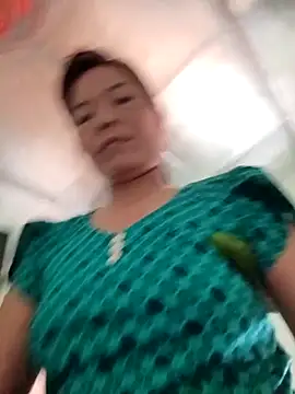 Snapshot of Harmony92 chatting on 10/26/25, 07:25 Harmony92 online show from 10/26/25, 07:25