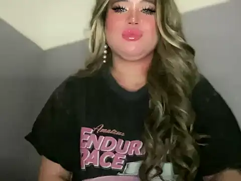 Snapshot of Naughtyrosecum chatting on 09/23/25, 06:55 Naughtyrosecum online show from 09/23/25, 06:55