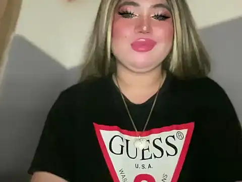 Snapshot of Naughtyrosecum chatting on 11/09/25, 02:59 Naughtyrosecum online show from 11/09/25, 02:59