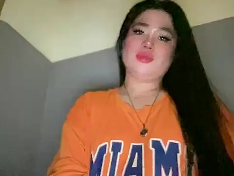 Snapshot of Naughtyrosecum chatting on 12/01/25, 04:12 Naughtyrosecum online show from 12/01/25, 04:12