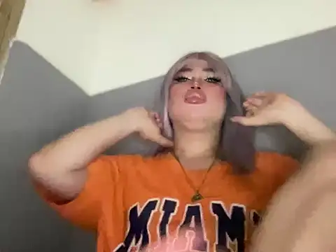 Snapshot of Naughtyrosecum chatting on 12/02/25, 03:18 Naughtyrosecum online show from 12/02/25, 03:18