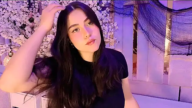 HannaCollins  online show from 11/15/25, 12:56