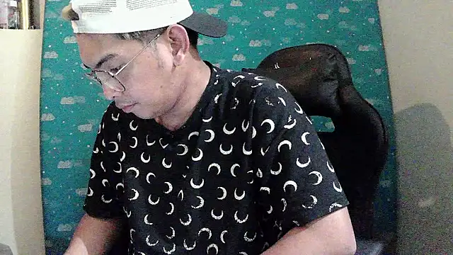 riley cum online show from 03/26/26, 08:03