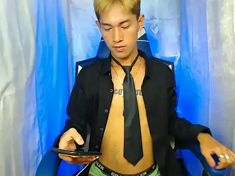 riks tyler online show from 11/12/25, 11:32