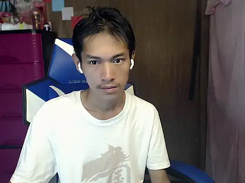 Snapshot of riks_tyler chatting on 07/22/26, 12:19 riks tyler online show from 07/22/26, 12:19