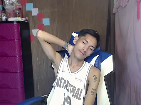 Snapshot of riks_tyler chatting on 07/23/26, 03:10 riks tyler online show from 07/23/26, 03:10