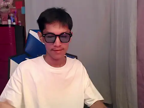 Snapshot of riks_tyler chatting on 07/29/26, 10:19 riks tyler online show from 07/29/26, 10:19