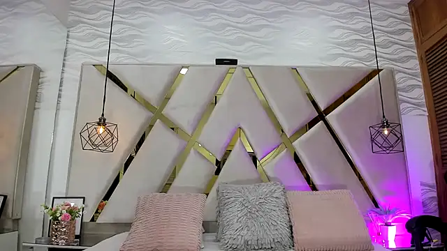 FernandaRousse online show from 10/29/25, 05:14