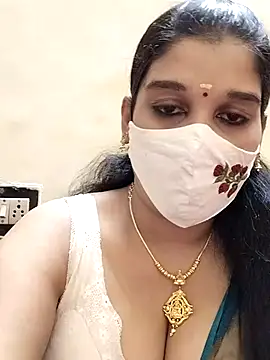 Snapshot of amelia-rani chatting on 09/27/25, 06:46 amelia-rani online show from 09/27/25, 06:46