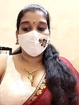 Snapshot of amelia-rani chatting on 06/18/26, 12:42 amelia-rani online show from 06/18/26, 12:42