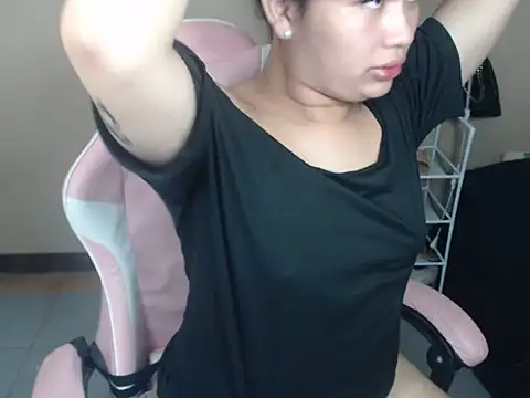 Snapshot of Seductive_lorie chatting on 07/25/26, 12:20 Seductive lorie online show from 07/25/26, 12:20