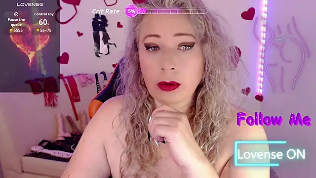 sofiacurvy 45 online show from 10/05/25, 06:50