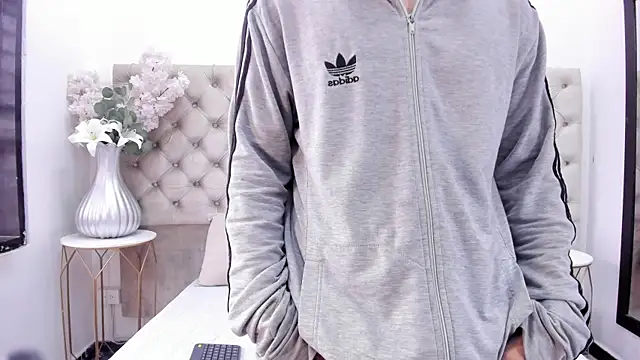 BenitoSaenz online show from 11/01/25, 01:46