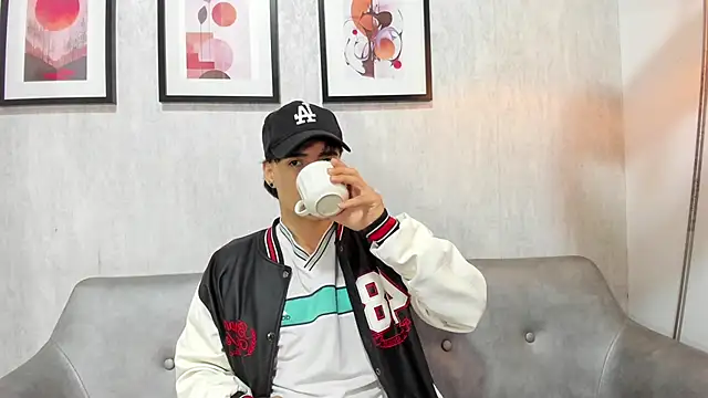 Snapshot of BenitoSaenz chatting on 01/06/26, 12:09 BenitoSaenz online show from 01/06/26, 12:09