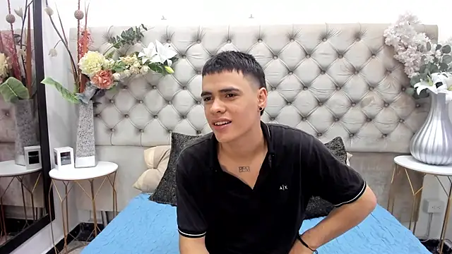 Snapshot of BenitoSaenz chatting on 02/13/26, 12:56 BenitoSaenz online show from 02/13/26, 12:56