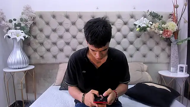 BenitoSaenz online show from 03/17/26, 01:14