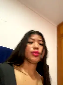 Snapshot of Luna_20x chatting on 09/15/25, 06:52 Luna 20x online show from 09/15/25, 06:52