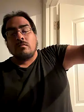 Snapshot of Matty_G88 chatting on 10/15/25, 02:11 Matty G88 online show from 10/15/25, 02:11