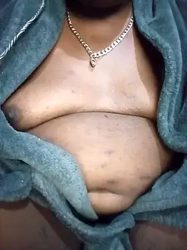 OnlyMoneyIwanT online show from 02/01/26, 01:15