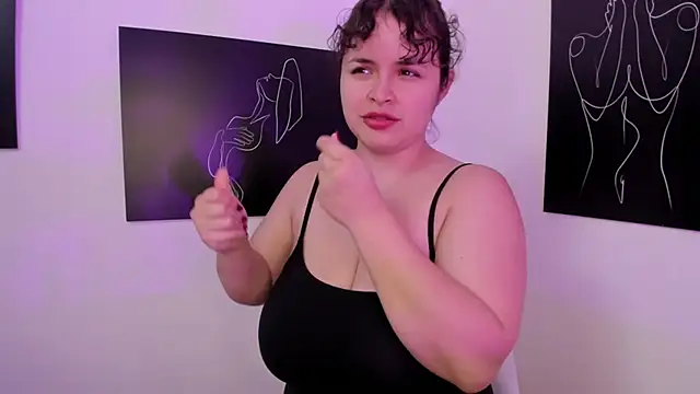 SeleneLuminari8 online show from 10/07/25, 05:21