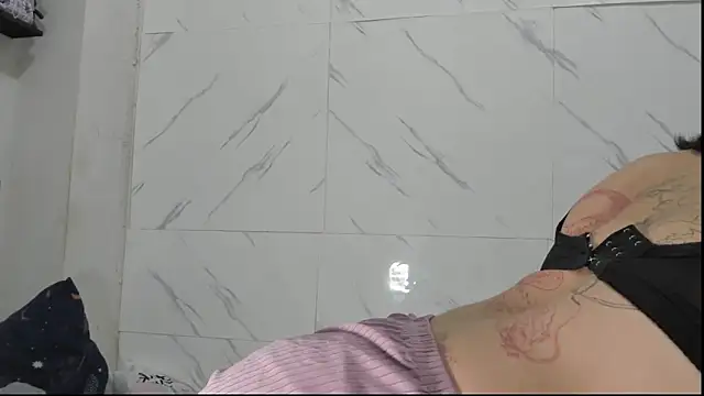 Its Ashleigh online show from 04/22/26, 09:27