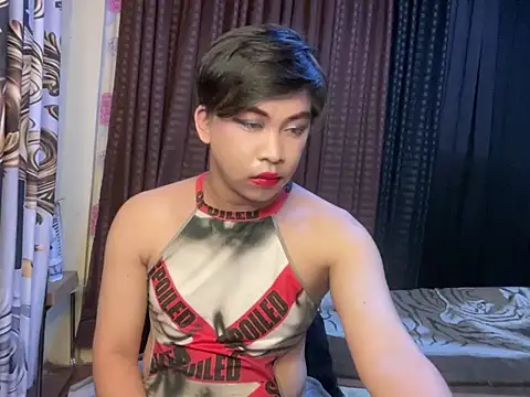 ts shantal online show from 11/18/25, 07:46