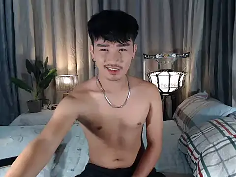 Snapshot of cute_richard24 chatting on 10/19/25, 05:57 cute richard24 online show from 10/19/25, 05:57