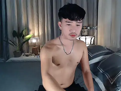 Snapshot of cute_richard24 chatting on 11/15/25, 06:04 cute richard24 online show from 11/15/25, 06:04