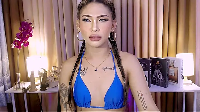 Snapshot of Megan_sativa chatting on 10/06/25, 03:59 Megan sativa online show from 10/06/25, 03:59