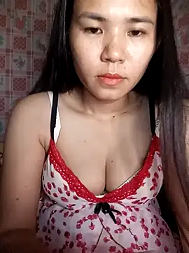 Snapshot of Ladygirl_x chatting on 10/18/25, 06:16 Ladygirl x online show from 10/18/25, 06:16