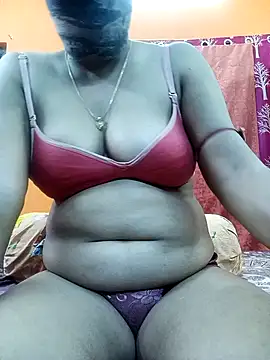 Hotpuja25 online show from 09/13/25, 04:51