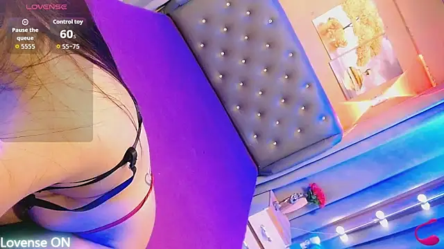 Andrea Bryte online show from 10/03/25, 04:48