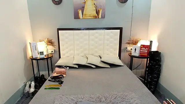 TatianaWil online show from 09/22/25, 11:29