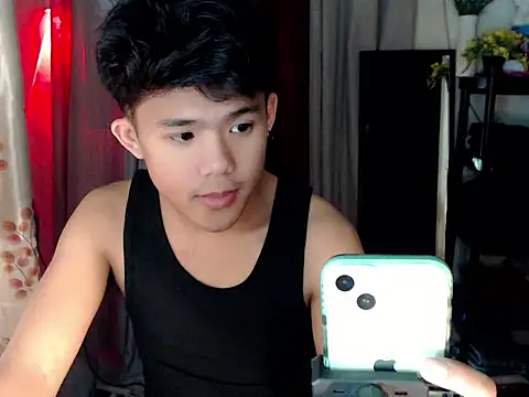 Snapshot of twink_asianbunny chatting on 09/23/25, 01:47 twink asianbunny online show from 09/23/25, 01:47
